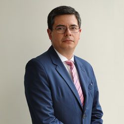 Javier-lasso-flores-250